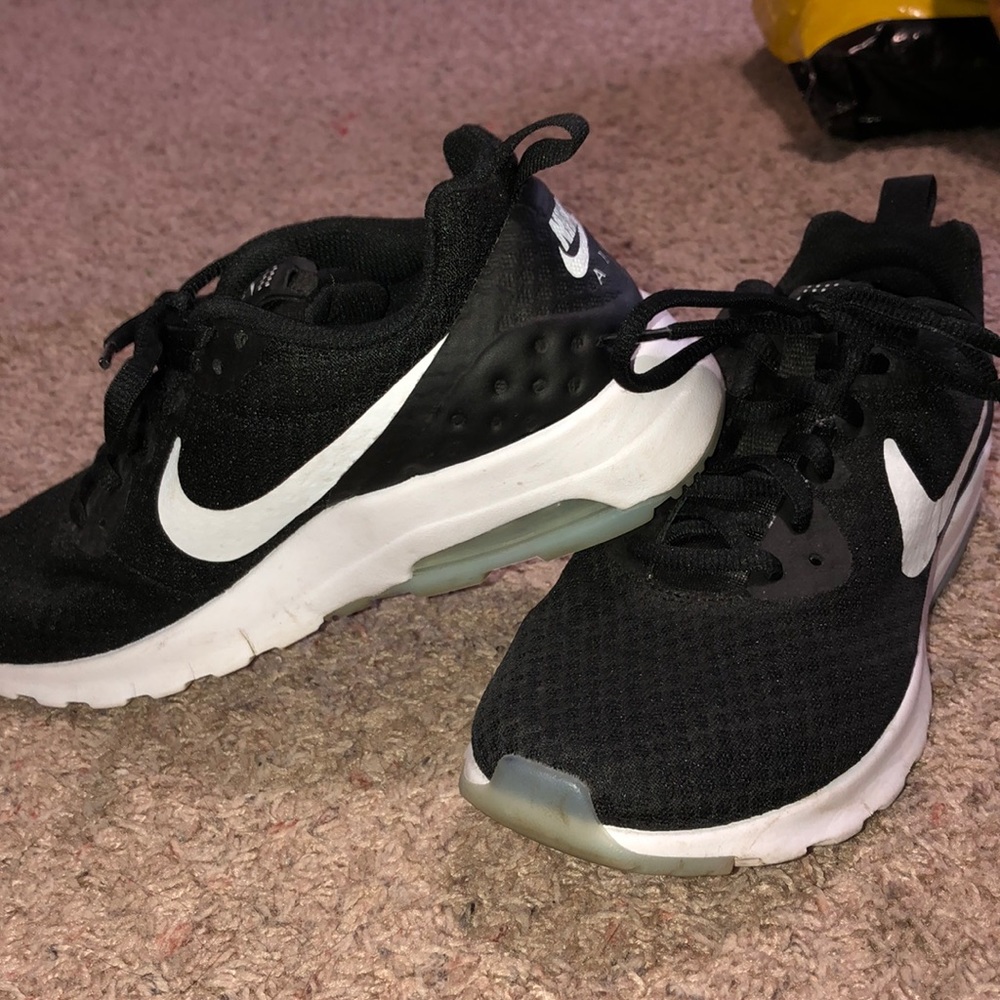 Nike Airs